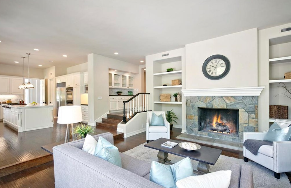 casual contemporary style